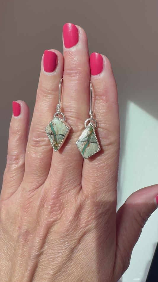 Royston Ribbon Kite earrings